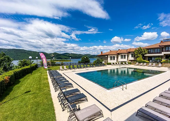 Rocca Resort Glavatartsi